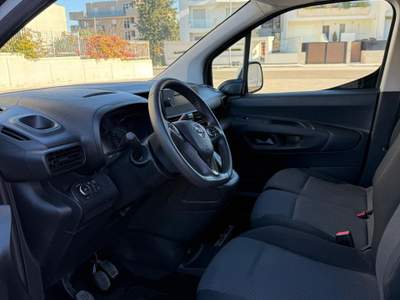 Opel Combo Opel COMBO VETT. FURGONATA 1.5 DIESEL 100CV EDITION L1 650 KG Bianco usata Altamura
