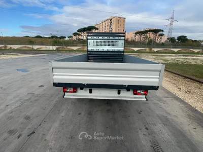 Maxus Deliver9 MAX DELIVER9 RWD R.SING CASSONE FISSO 4200MM Deliver9 rwd R.Sing Cassone Fisso 4200mm Bianco usata Roma