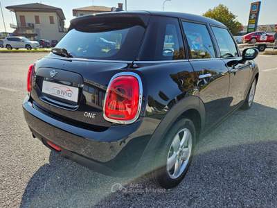 MINI One 1.5 5 porte Virtual Display Nero usata San Stino di Livenza