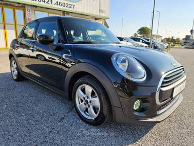 MINI One 1.5 5 porte Virtual Display Nero usata San Stino di Livenza