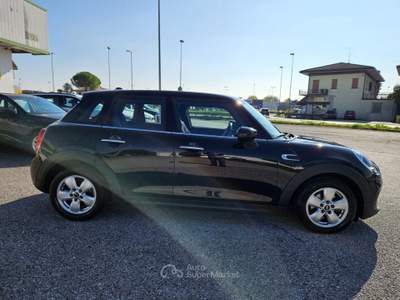 MINI One 1.5 5 porte Virtual Display Nero usata San Stino di Livenza