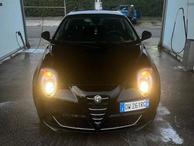 Alfa Romeo MiTo acquifenti seri  Nero usata Bellusco