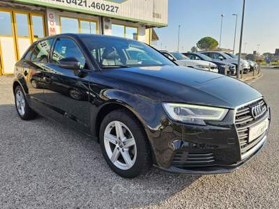 Audi A3 30 1.6 tdi Business 116cv my19 Nero usata San Stino di Livenza