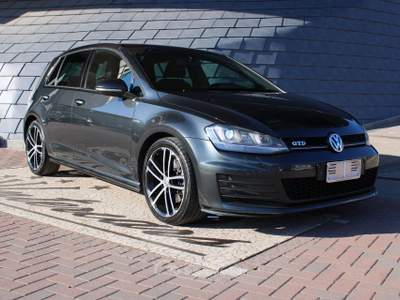 Volkswagen Golf 2.0 TDI DSG 5p. BlueMotion Technology Grigio usata Denno