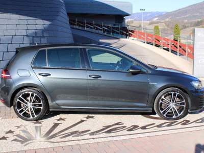 Volkswagen Golf 2.0 TDI DSG 5p. BlueMotion Technology Grigio usata Denno