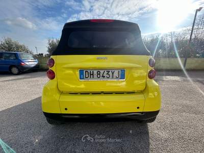 Smart ForTwo SMART CABRIO 451 Giallo usata Aprilia