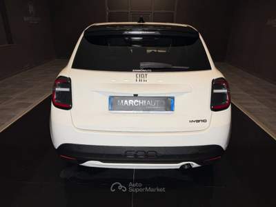 Fiat 600 Hybrid 110 CV DCT MHEV La Prima Bianco usata Bastia Umbra