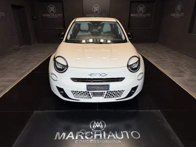 Fiat 600 Hybrid 110 CV DCT MHEV La Prima Bianco usata Bastia Umbra