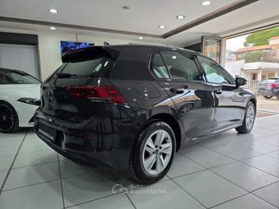 Volkswagen Golf 8 2.0 TDI 115CV SCR Life Navi - Virtual Cockpit Grigio usata Mirabella Imbaccari