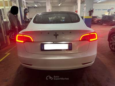 Tesla Model 3 Standard Range Plus 50Kwh Bianco usata Mentana