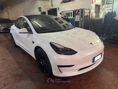 Tesla Model 3 Standard Range Plus 50Kwh Bianco usata Mentana