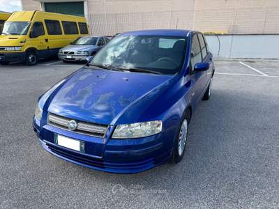 Fiat Stilo 1.9 Multijet 120cv 5PT berlina Blu/Azzurro usata Mentana