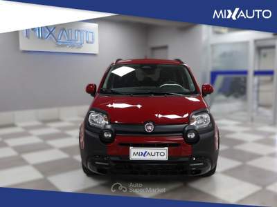Fiat Panda Pandina Cross 1.0 Firefly Hybrid S&amp;S 70CV Rosso usata Latina
