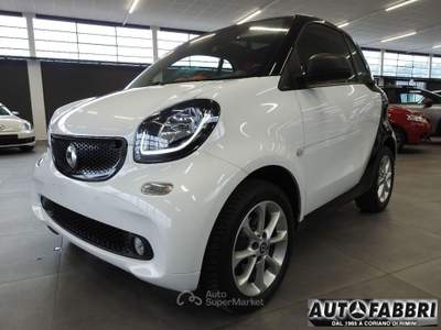 Smart ForTwo 70 1.0 Passion Bianco usata CORIANO