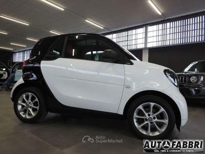 Smart ForTwo 70 1.0 Passion Bianco usata CORIANO