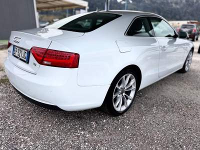 Audi A5 2.0 TDI 177CV mult. usata cassino