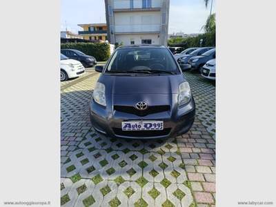 Toyota Yaris Yaris 1.4 D-4D 5p. Grigio usata Cimitile