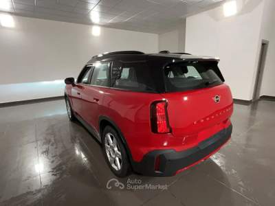 MINI Countryman MINI COUNTRYMAN 2.0 48V D CLASSIC AUTO Countryman 2.0 48V D Classic auto Rosso usata Roma