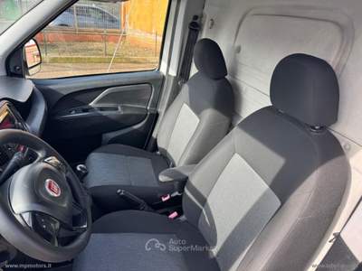 Fiat Doblò DOBLO CARGO 1.3 MJ 95CV Bianco usata Bari