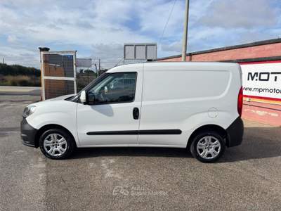Fiat Doblò DOBLO CARGO 1.3 MJ 95CV Bianco usata Bari