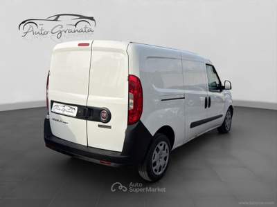 Fiat Doblò Doblò 1.6MJT 120 PL-TN Cargo Maxi Lam. +NAVI-OUTLET usata Qualiano