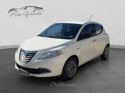 Lancia Ypsilon Ypsilon 0.9 T.Air 85CV 5p. Met.Ec. Gold Bianco usata Qualiano