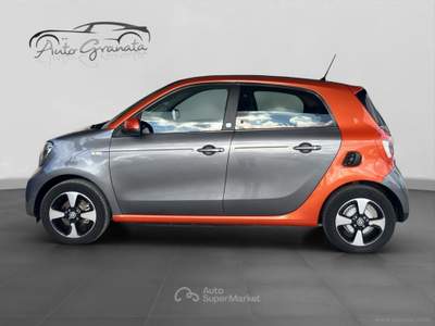 Smart ForFour forfour EQ Racingrey PARI NUOVO !!! Argento usata Qualiano