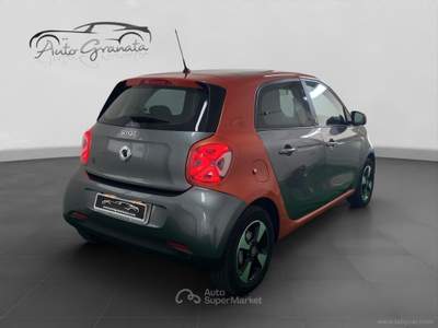 Smart ForFour forfour EQ Racingrey PARI NUOVO !!! Argento usata Qualiano