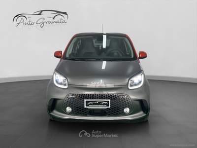 Smart ForFour forfour EQ Racingrey PARI NUOVO !!! Argento usata Qualiano