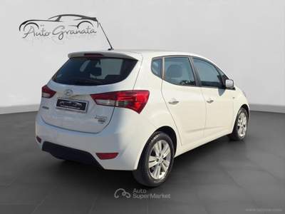 Hyundai ix20 ix20 1.4 CRDI 90 CV Classic PER NEOPATENTATI Bianco usata Qualiano
