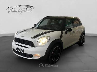MINI Clubman Mini Cooper SD Countryman OUTLET Bianco usata Qualiano