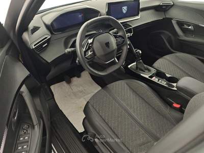 Peugeot 2008 PureTech 100 S&S Allure Grigio usata Capua