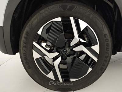 Peugeot 2008 PureTech 100 S&S Allure Bianco usata Capua