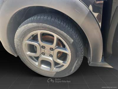 Citroen C4 Cactus C4 Cactus 1.6 e-HDi 92 ETG6 Shine CAMBIO AUTOMATICO Nero usata Qualiano