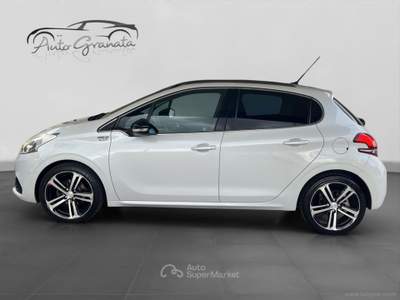 Peugeot 208 208 PureTech Turbo 110 EAT6 S&S 5p.GT Line CAMBIO AUTOMATICO Bianco usata Qualiano