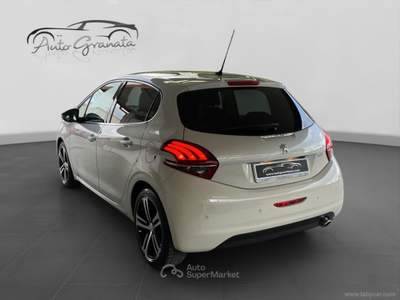 Peugeot 208 208 PureTech Turbo 110 EAT6 S&S 5p.GT Line CAMBIO AUTOMATICO Bianco usata Qualiano