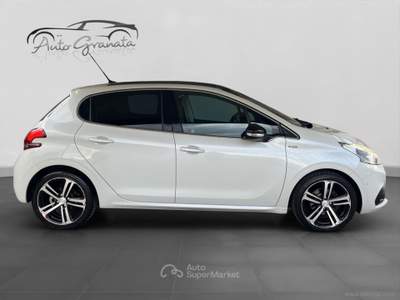 Peugeot 208 208 PureTech Turbo 110 EAT6 S&S 5p.GT Line CAMBIO AUTOMATICO Bianco usata Qualiano
