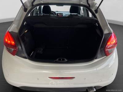 Peugeot 208 208 PureTech Turbo 110 EAT6 S&S 5p.GT Line CAMBIO AUTOMATICO Bianco usata Qualiano