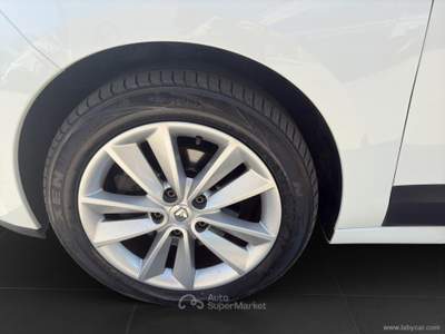 Renault Scénic Scénic 1.5 dCi 110 CV S&S Bose OUTLET! Bianco usata Qualiano