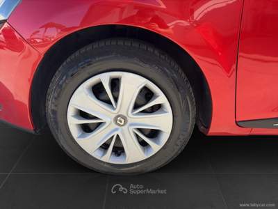 Renault Clio Clio TCe 12V 90CV GPL 5p. Moschino Zen PER NEOPATENTATI Rosso usata Qualiano