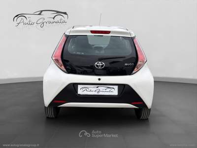 Toyota Aygo Aygo 1.0 VVT-i 69 CV 5p. x-cool IDEALE PER NEOPATENTATI Bianco usata Qualiano