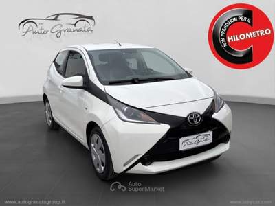 Toyota Aygo Aygo 1.0 VVT-i 69 CV 5p. x-cool IDEALE PER NEOPATENTATI Bianco usata Qualiano