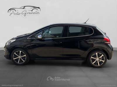 Peugeot 208 208 PureTech 82 5p. GPL Allure PERFETTA BLACK EDITION Grigio usata Qualiano