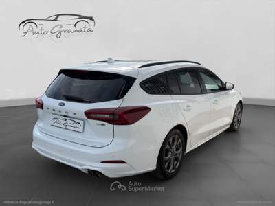 Ford Focus Focus 1.0 EcoBo.Hyb.125 SW ST L.Des. SPETTACOLARE! Bianco usata Qualiano