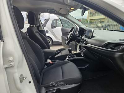 Fiat Tipo Mjt S&S 5 porte Easy Bianco usata Aprilia