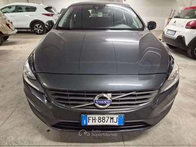 Volvo V60 V60 I 2014 2.0 d2 Kinetic geartronic Grigio usata Pisa