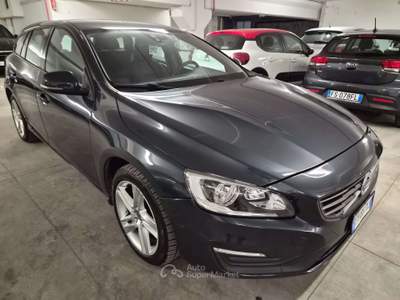 Volvo V60 V60 I 2014 2.0 d2 Kinetic geartronic Grigio usata Pisa