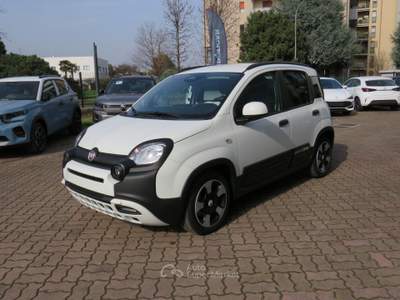 Fiat Pandina 1.0 FireFly 70cv S&S Hybrid Cross Bianco usata Seregno