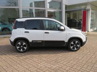 Fiat Pandina 1.0 FireFly 70cv S&S Hybrid Cross Bianco usata Seregno