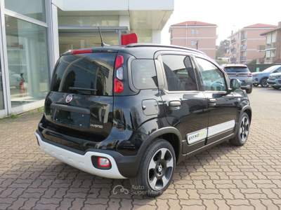 Fiat Pandina 1.0 FireFly 70cv S&S Hybrid Cross Nero usata Seregno